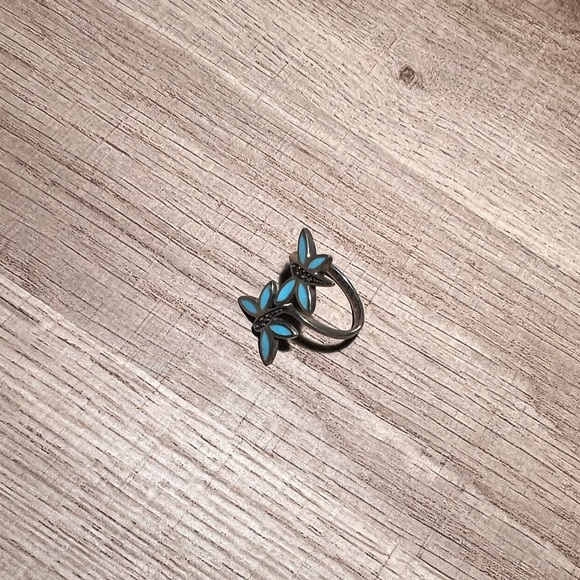 Butterfly ring - Picture 2 of 5